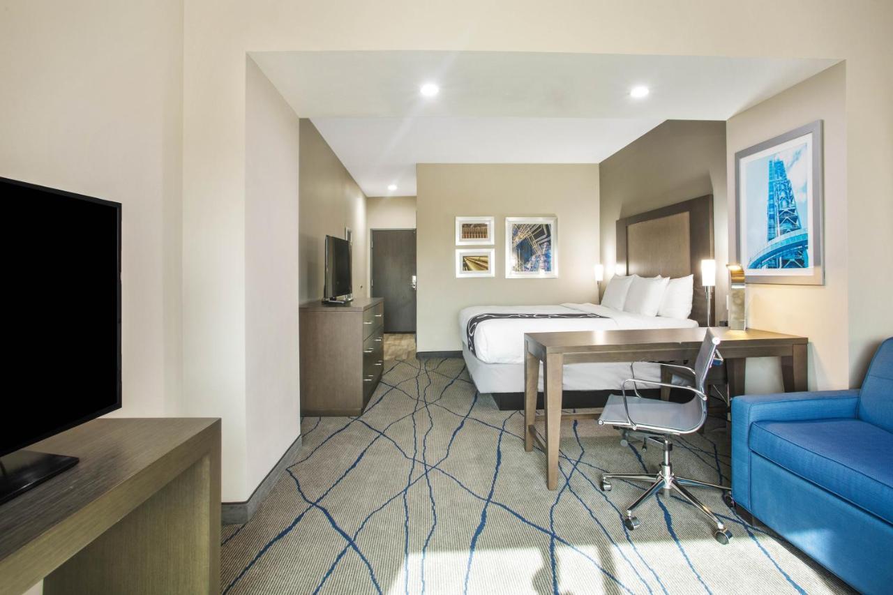 La Quinta By Wyndham Ponca City Exterior photo