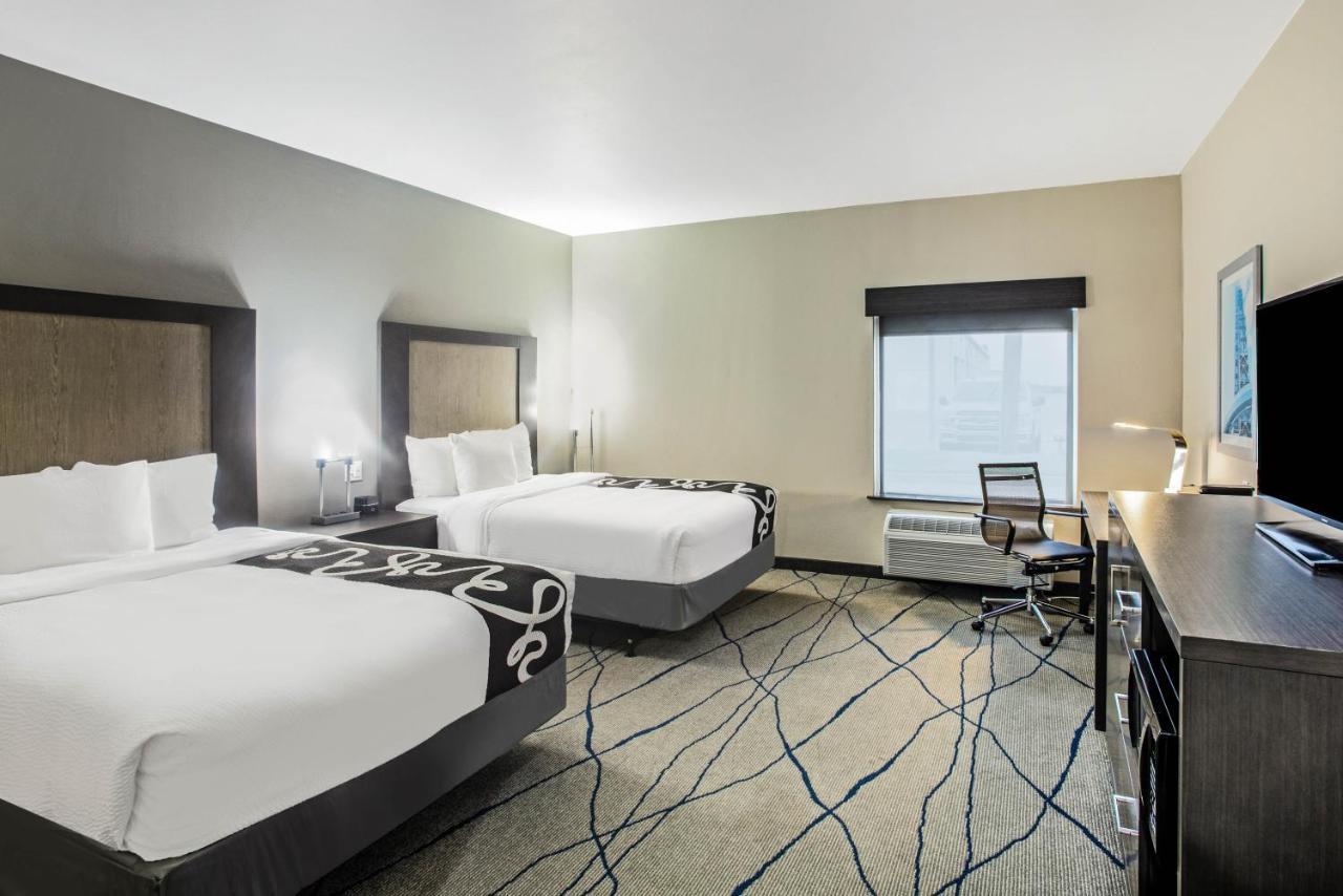 La Quinta By Wyndham Ponca City Exterior photo