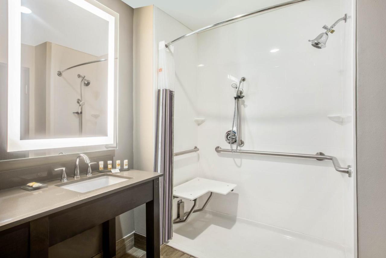 La Quinta By Wyndham Ponca City Exterior photo